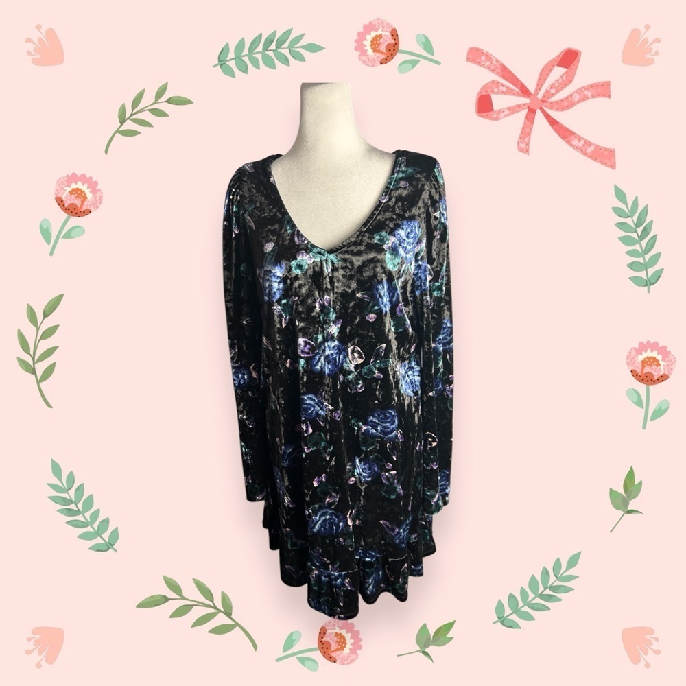 Wild Fable velvet dress in size large EUC